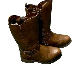 Little lady riding boots